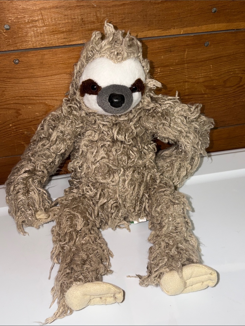Wild Republic 18” Sloth stuffed animal 2013 Europe zhang jia gang